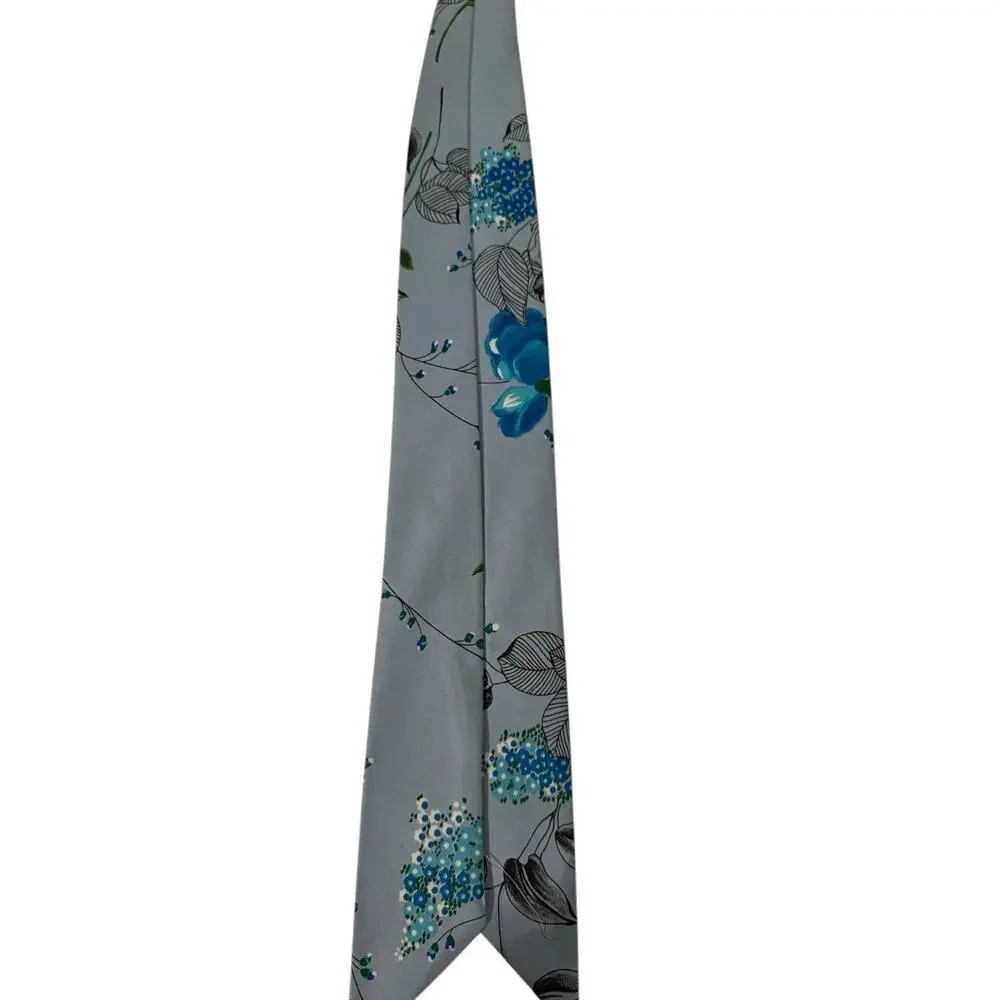 Vintage 60’s Joseph Horne Blue Floral Flowers Novelty Necktie